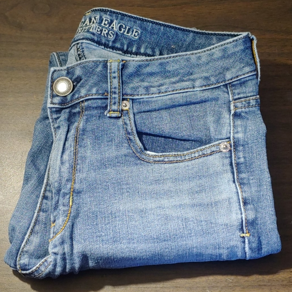 AE Hi-Rise Jeans